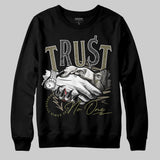 Medium Olive 3s DopeSkill Sweatshirt Trust No One Graphic