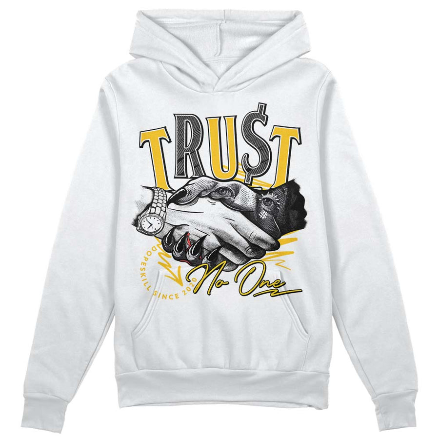Yellow Collection DopeSkill Hoodie Sweatshirt Trust No One Graphic