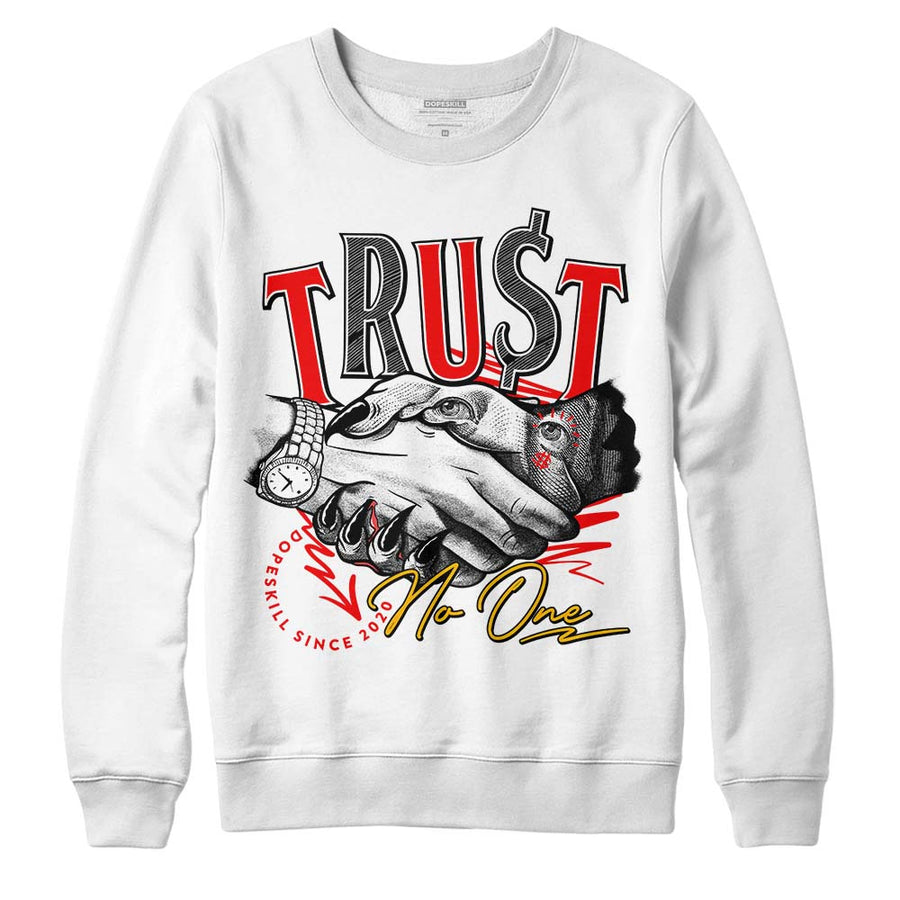 Red Collection DopeSkill Sweatshirt Trust No One Graphic