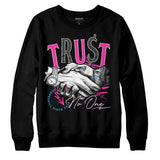 Pink Collection DopeSkill Sweatshirt Trust No One Graphic