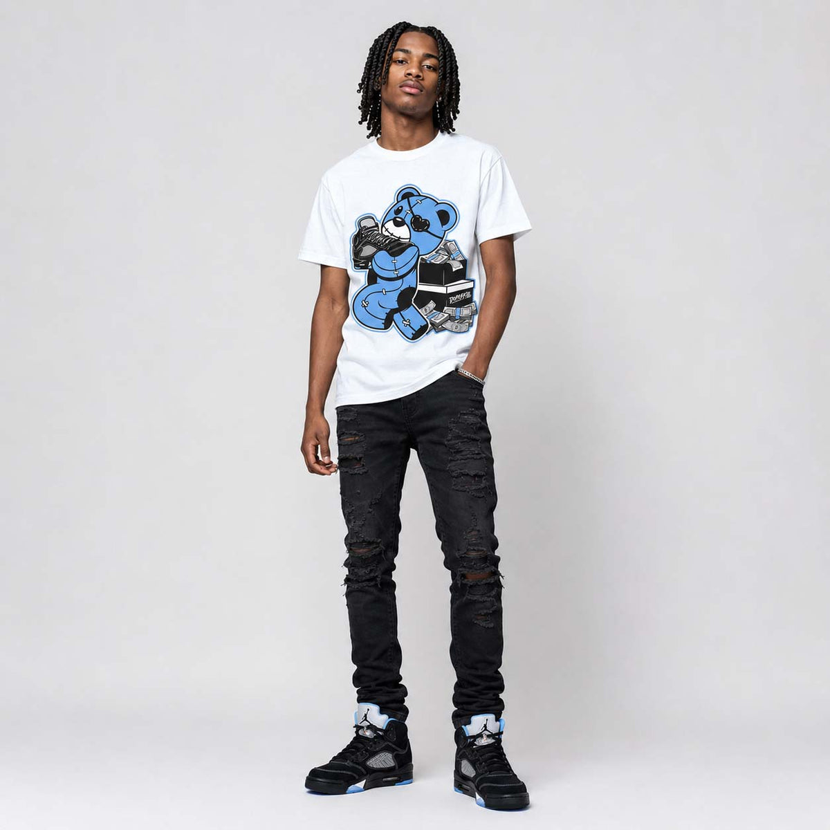 Black University Blue 5s DopeSkill T-Shirt Bear Steals Sneaker Graphic