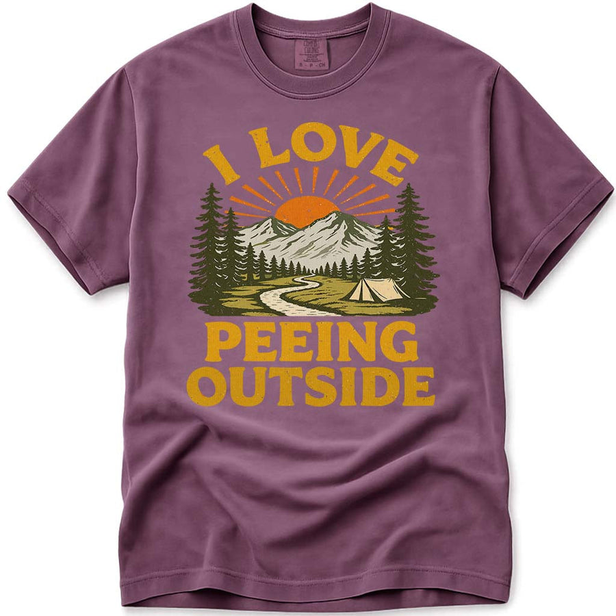 I Love Peeing Outside Funny Hiking Camping T-Shirt