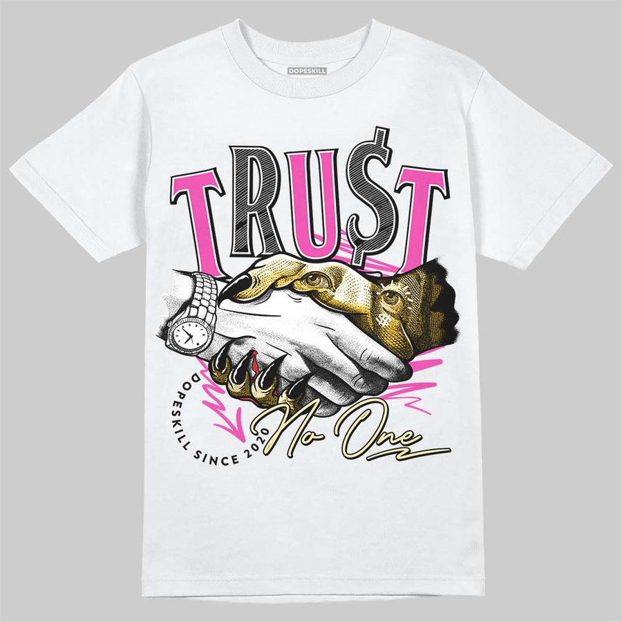 Comic 4s DopeSkill T-Shirt Trust No One Graphic